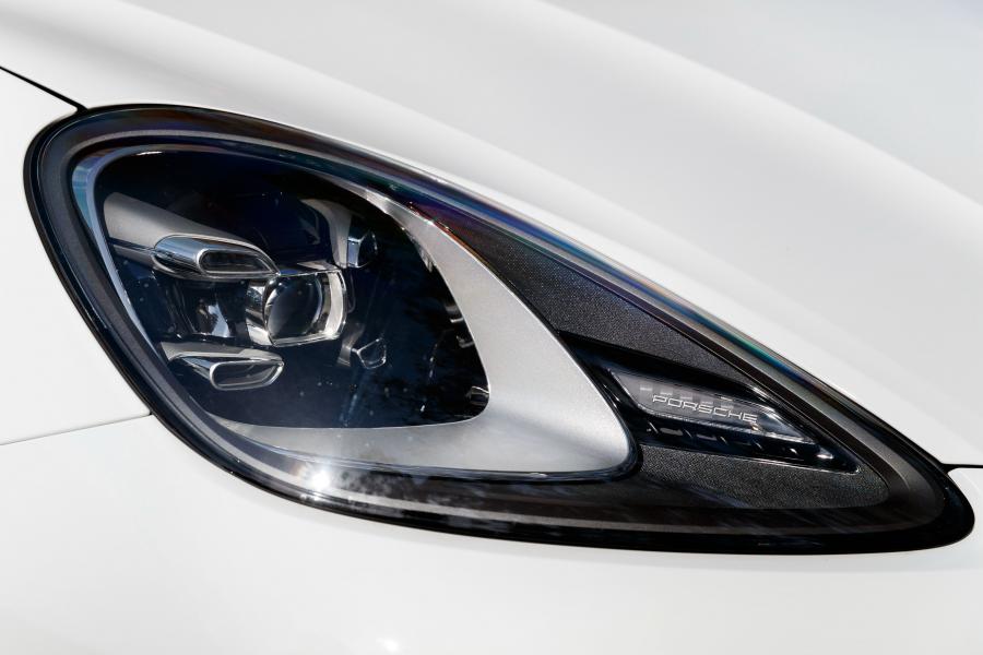 Детали экстерьера Porsche Cayenne (PO536) 2018 года  (AU) (фото 23 из 26)
